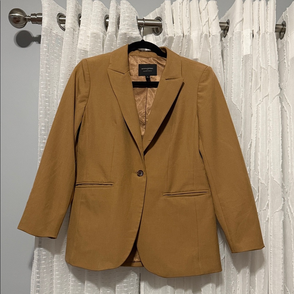 Banana Republic Women's Camel Brown Single-Button Blazer